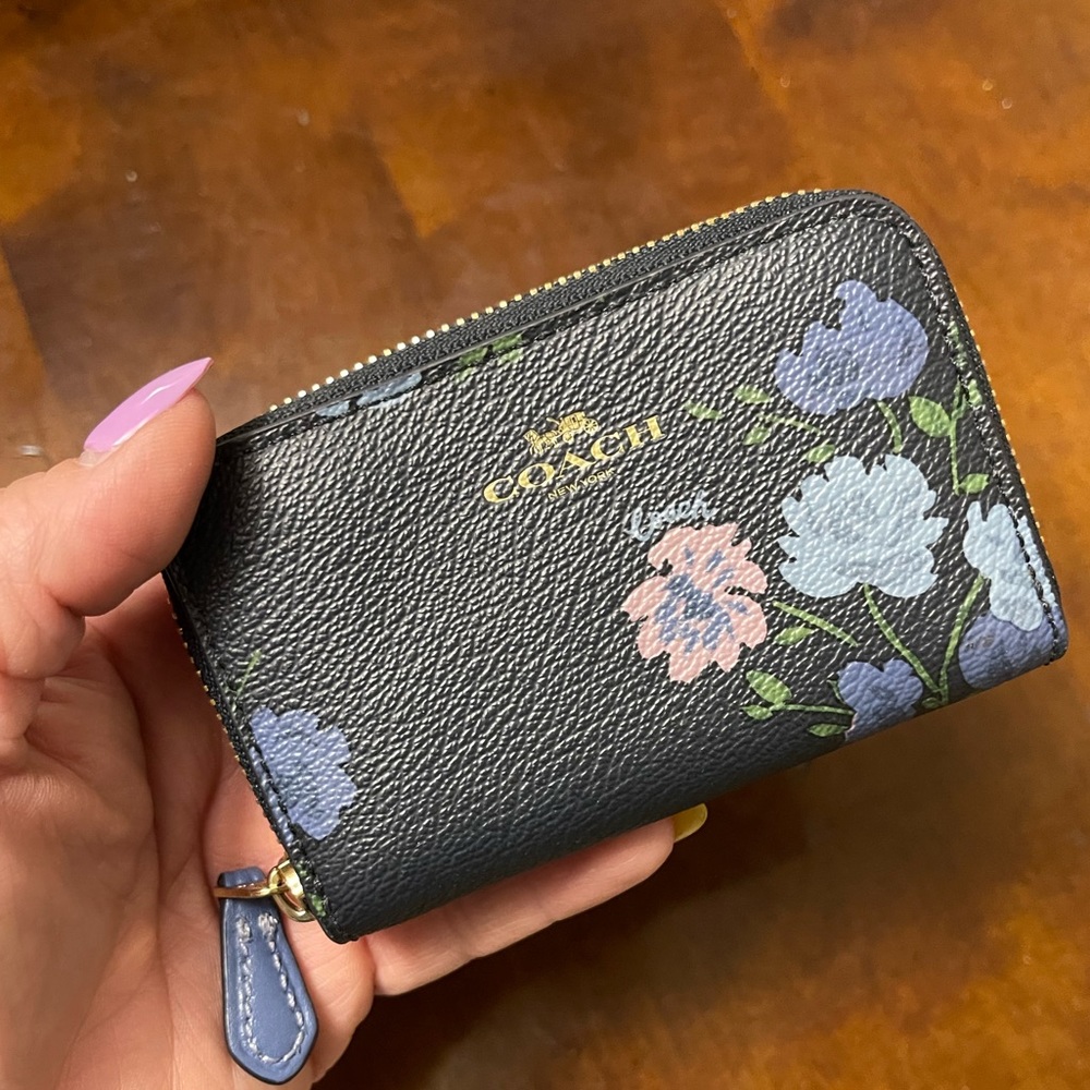 Coach small card carrier. Blue and floral. Perfect condition.